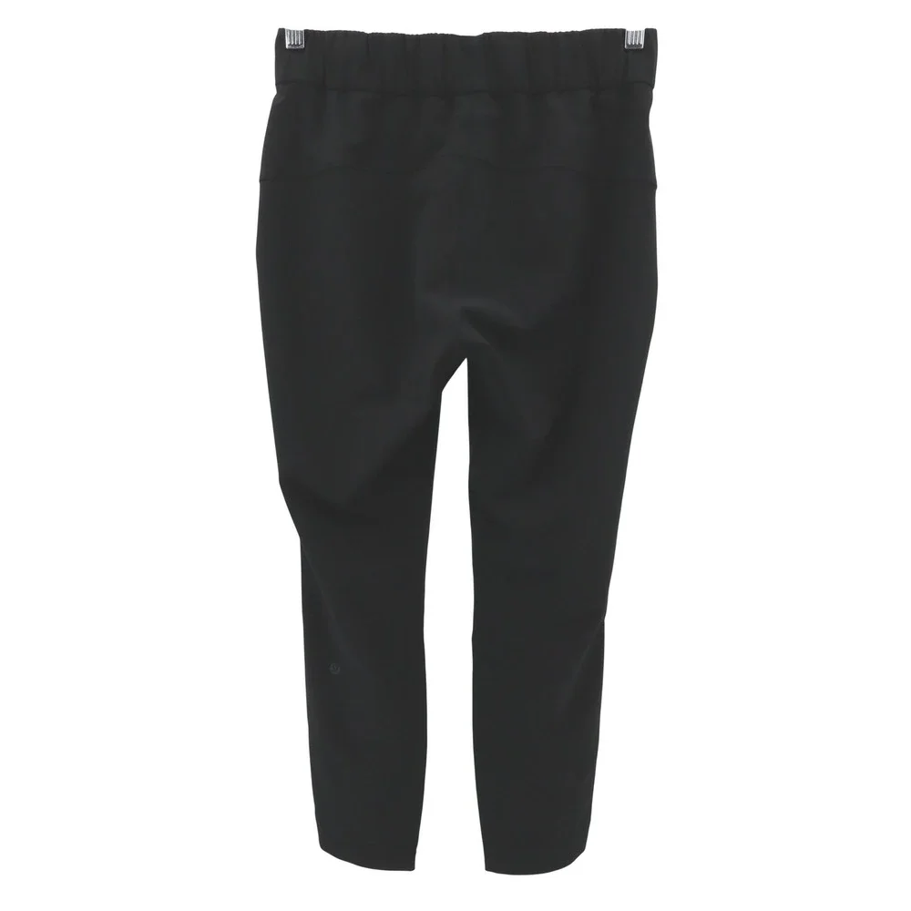 Lululemon On the Fly Pants Black Woven Jogger‎ Travel Commute Size 4